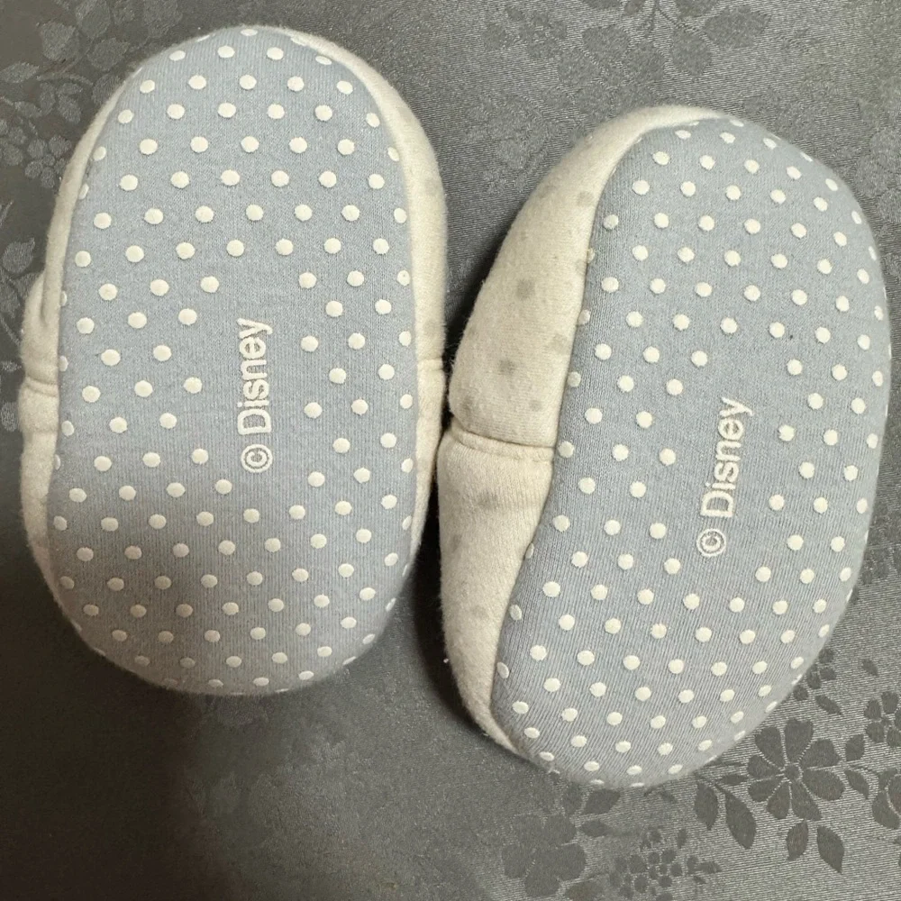Disney Cream and Gray Dumbo Baby Booties